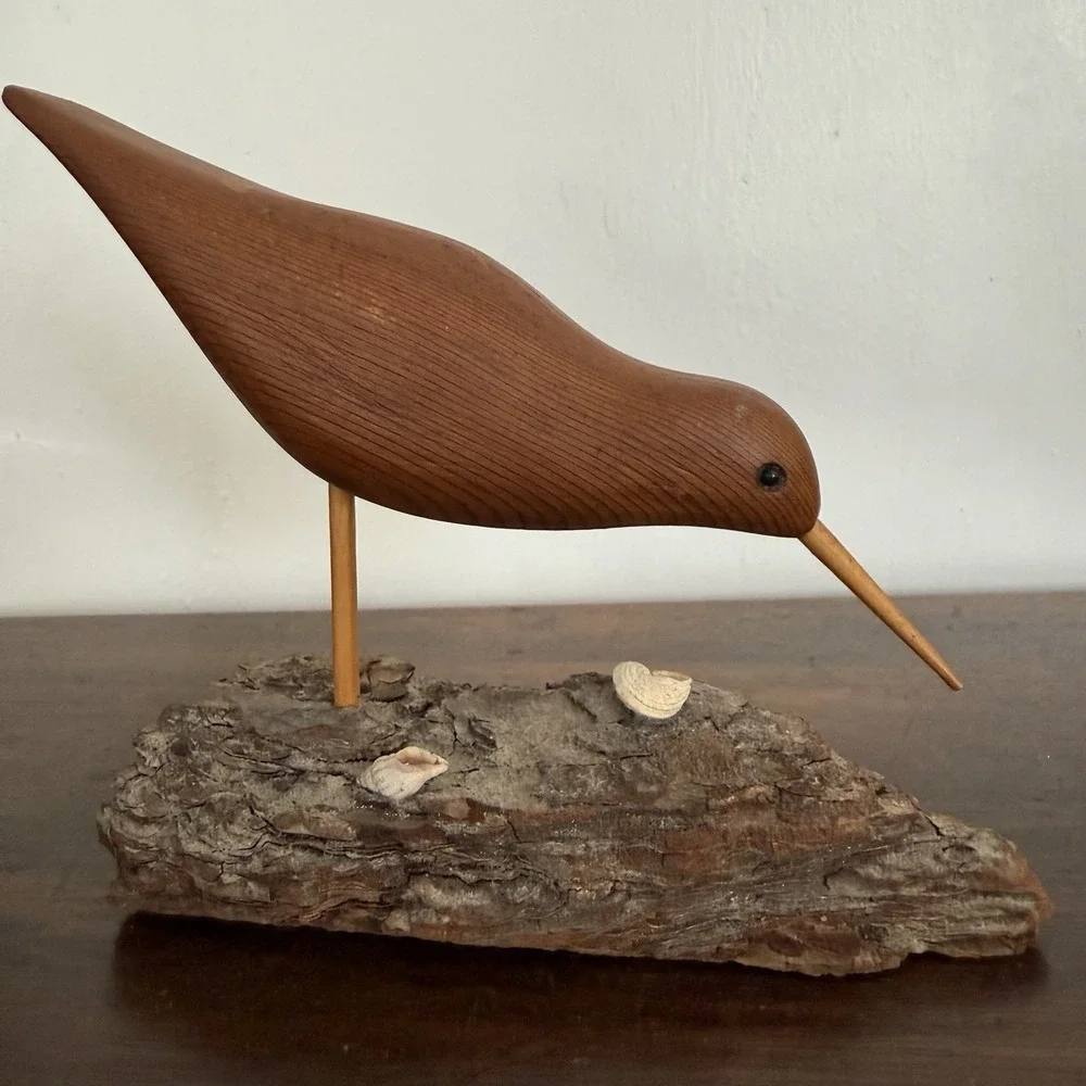 VTG Hand Carved Wooden Sandpiper Bird Figurine Nautical Beach Seashell Decor
